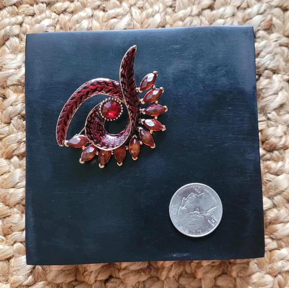 Vintage Liz Claiborne Pin, Red Mahogany and Gold Toned